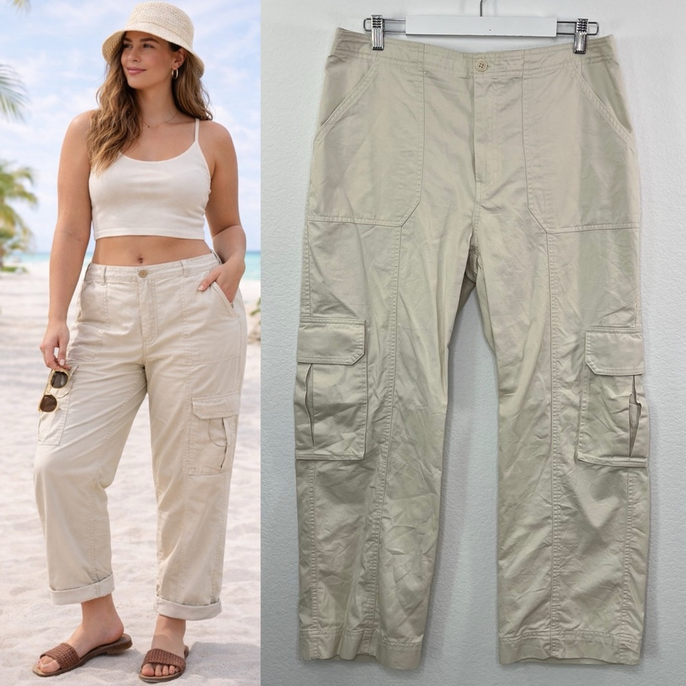 Abercrombie & Fitch Cargo Pant High Rise Straight leg size 14/32S‎